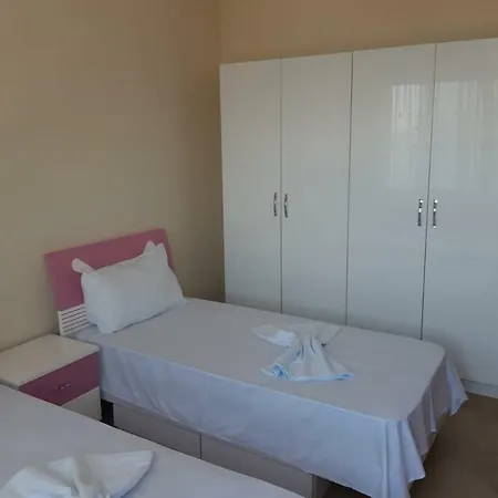 Cristel Apartament 公寓 *