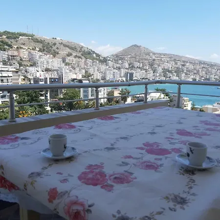 Cristel Apartament 公寓