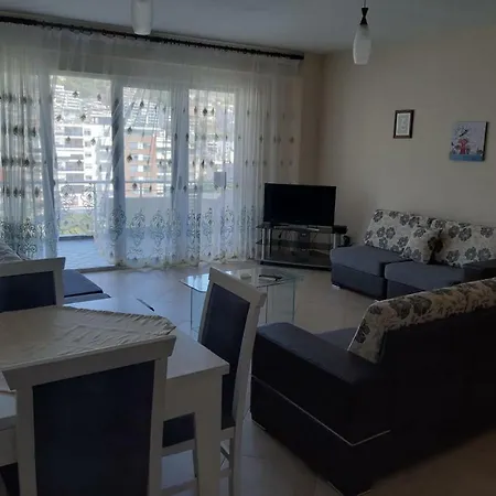 公寓 Cristel Apartament *